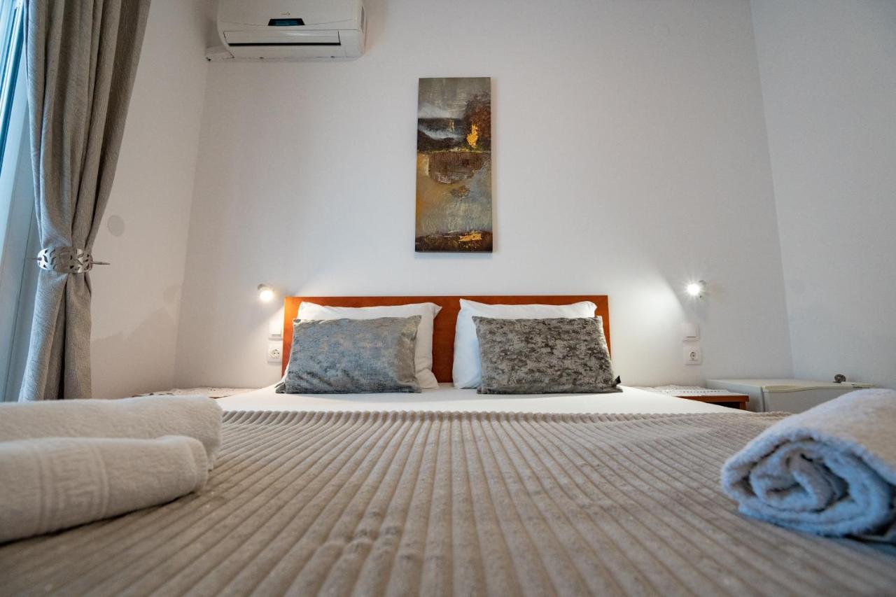 Rooms Magnolia With Pool Novalja Bagian luar foto